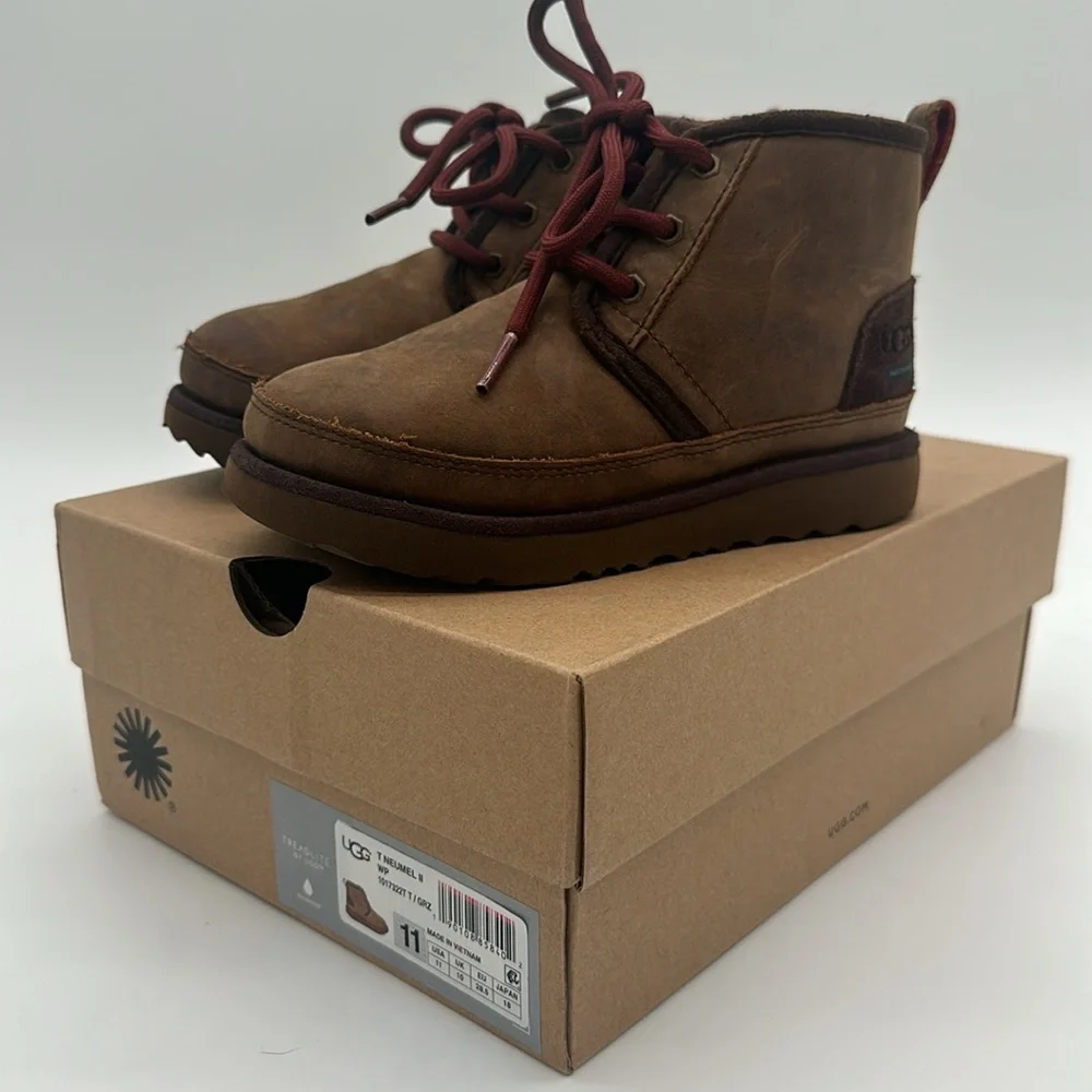 UGG Kids Brown Lace-Up Waterproof Boots with Burgundy Laces